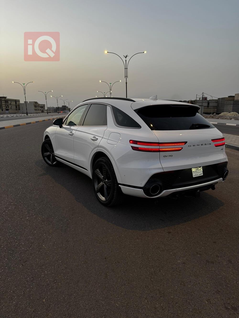 جنسس GV70